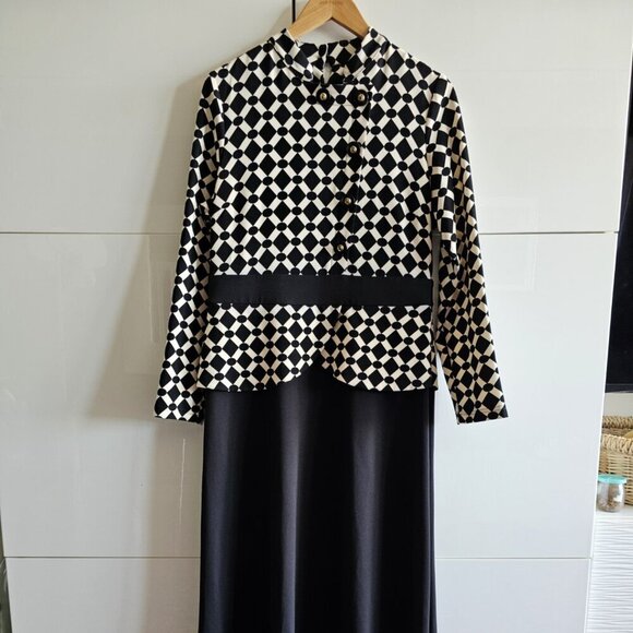 B's Modest Jacket Maxi Dress - Picture 2 of 11